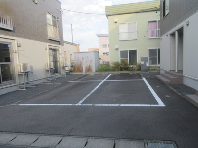 【駐車場】 | ケイズコートA | 駐車場その1