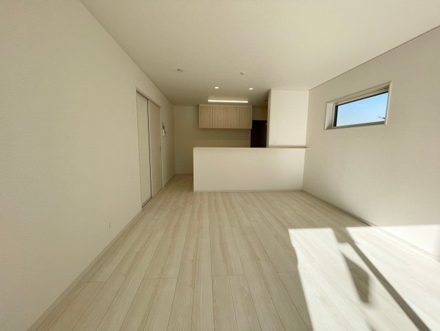 【居間・リビング】 | 桐生市広沢4丁目　1号棟