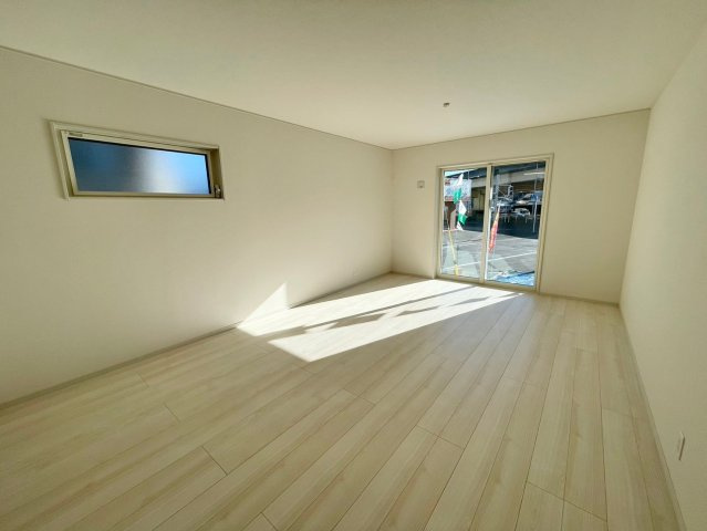 【居間・リビング】 | 桐生市広沢4丁目　1号棟