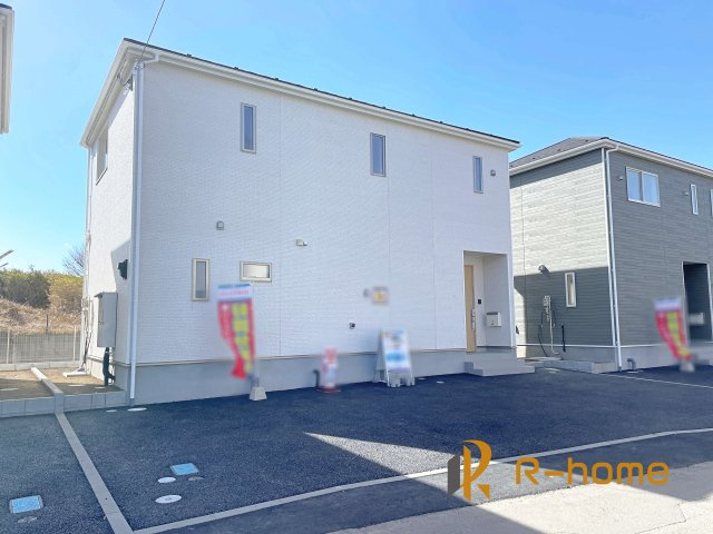 坂東市岩井第2　新築戸建て　2号棟の外観|ご予約を頂ければ、『平日』はもちろん『早朝』や『夜間』もご見学可能です♪お気軽にお申し付けください♪