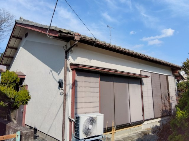 売中古戸建　三島市北沢の外観|閑静な住宅地に位置しているので静かで落ち着いた雰囲気です。車通りが少なく騒音も気にならない穏やかな環境です。
