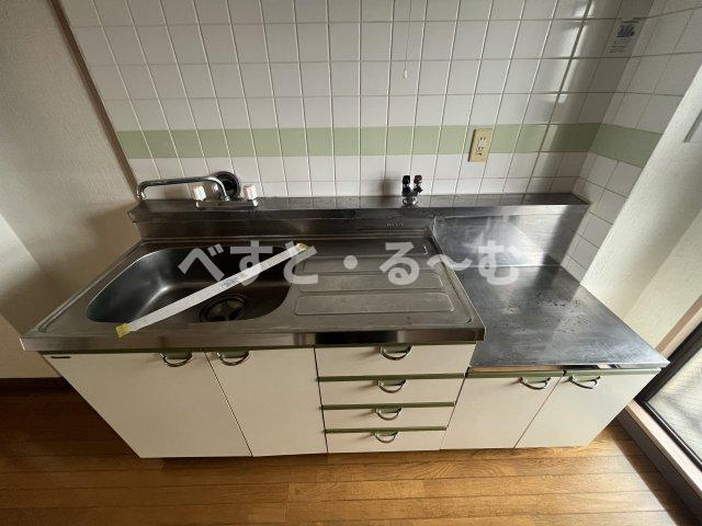 第61川辺ビルのキッチン