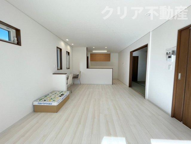【居間・リビング】 | 桐生市広沢町4丁目　4号棟