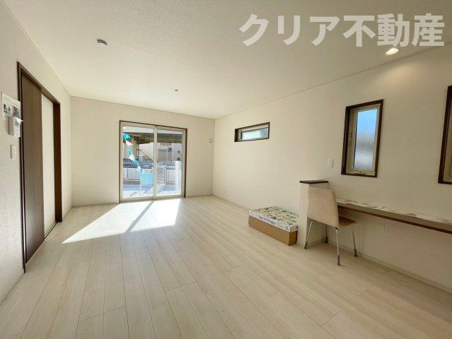 【居間・リビング】 | 桐生市広沢町4丁目　4号棟