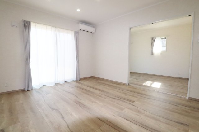 郡山市小原田２丁目　　  　　小原田小学校、小原田中学区　の居間・リビング