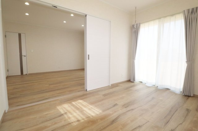 郡山市小原田２丁目　　  　　小原田小学校、小原田中学区　の洋室