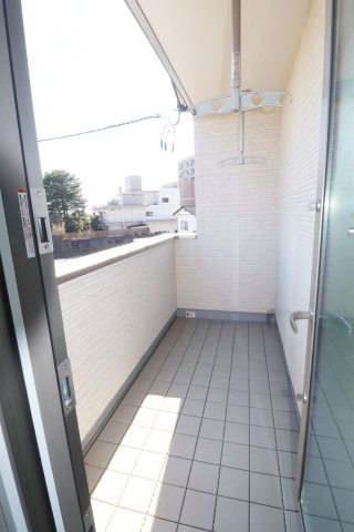 郡山市小原田２丁目　　  　　小原田小学校、小原田中学区　のバルコニー