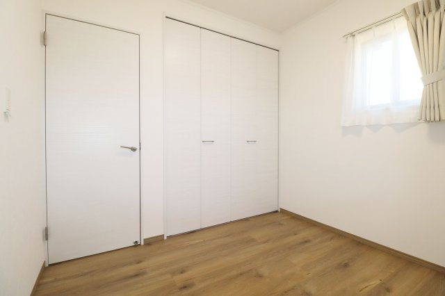 郡山市小原田２丁目　　  　　小原田小学校、小原田中学区　の洋室