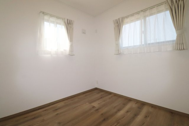 郡山市小原田２丁目　　  　　小原田小学校、小原田中学区　の洋室