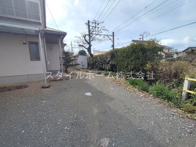 小池町貸家の庭