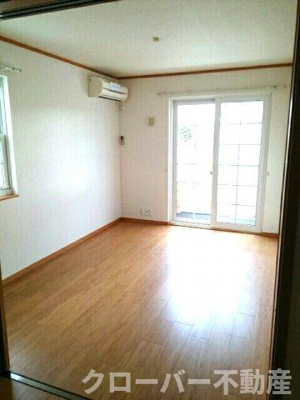 【居間・リビング】 | メゾン・ポポラーレＡ