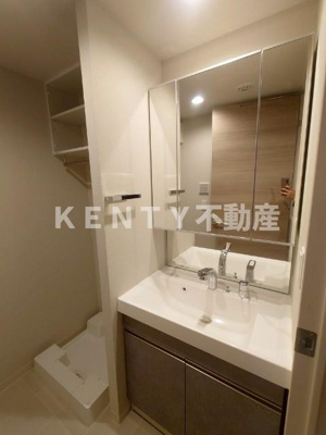 【洗面所】 | ロイジェントパークス西馬込 ロイジェントパークス西馬込(307号室) | ゆったりとスペースのある洗面所