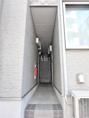 ミストラルのエントランス|エントランスです　同建物内別部屋　敷金0礼金0♪