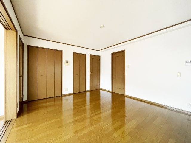 ナトゥラヴィータ壱番館の居間・リビング