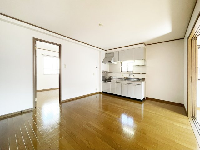 ナトゥラヴィータ壱番館の居間・リビング