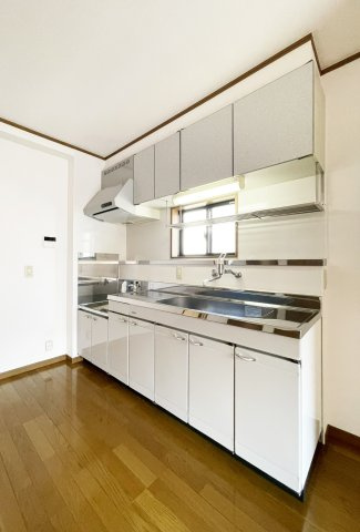 ナトゥラヴィータ壱番館のキッチン