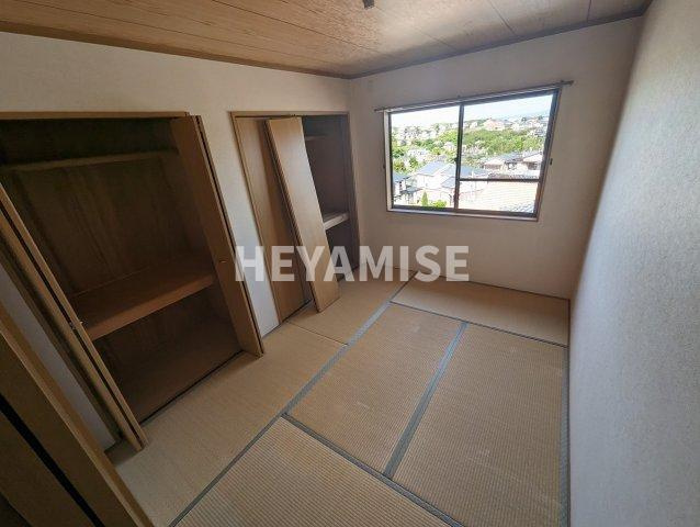 ユニバーサルコーポの内装