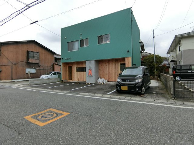 勝田町Aテナントの外観