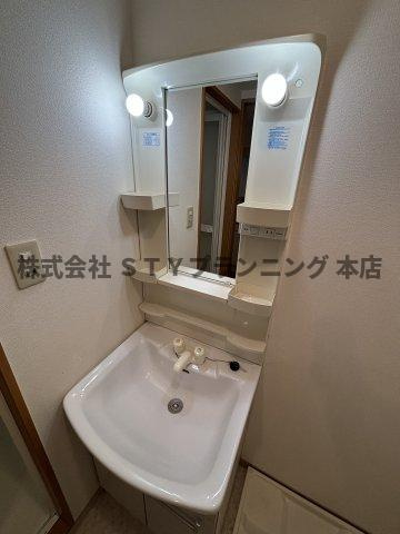 仲介手数料０円！ラフィネ又穂の独立洗面台