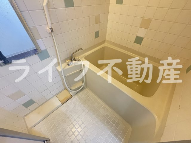 OMレジデンス八戸ノ里の浴室|きれいなお風呂です