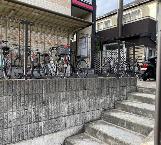 レオパレスベルフローラⅠのエントランス|画像7