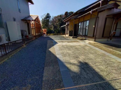 【庭】 | 下妻市半谷　平屋建て