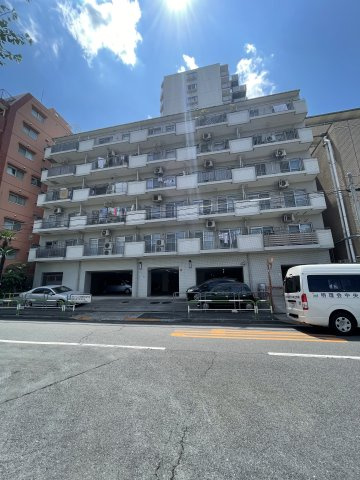 東十条グリーンハイツの外観