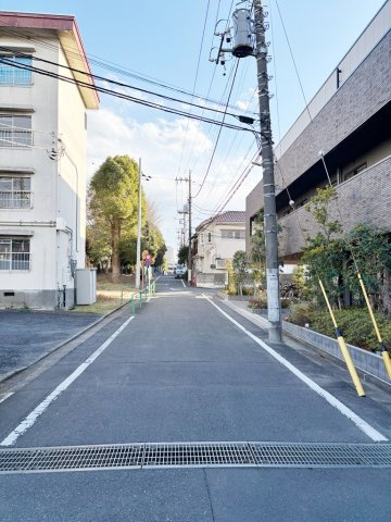 練馬区田柄３丁目　建築条件付き土地　全２区画の前面道路含む現地写真