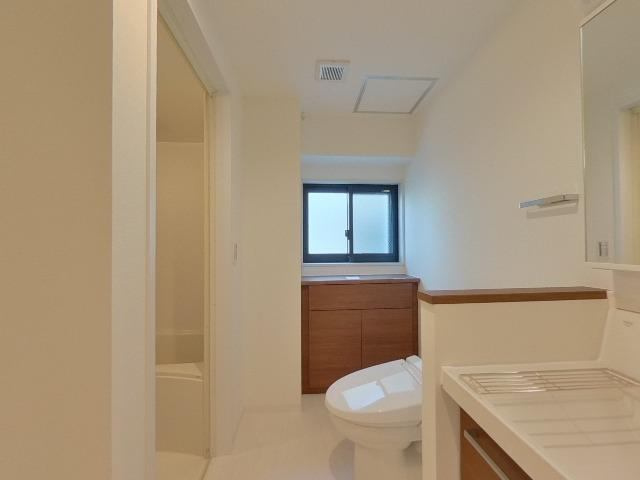 芦屋リバーウエストマンションの洗面所
