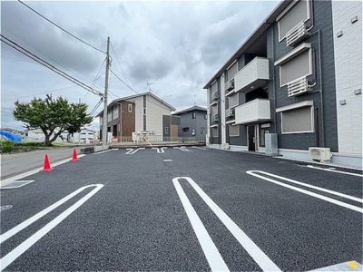 【駐車場】 | ユーストマ | 北側駐車場