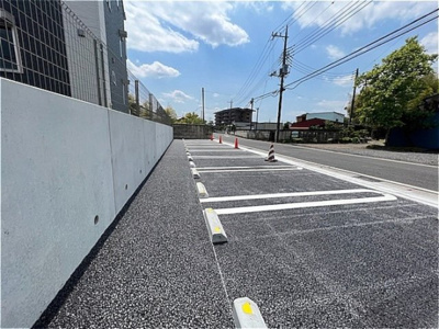 【駐車場】 | ユーストマ | 西側駐車場