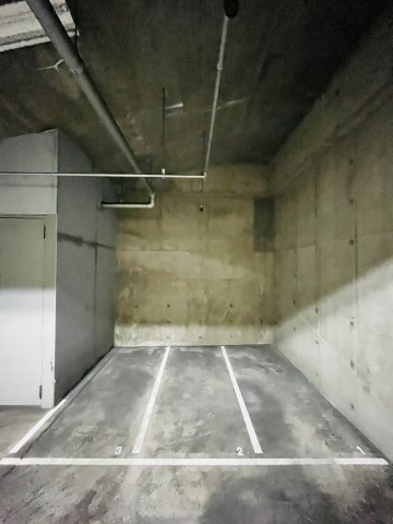 ジュネスパーク柿の木坂 バイク駐車場の外観