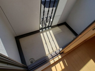 【バルコニー】 | ピュアクレスト | バルコニー