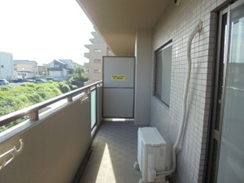 サーパスシティ白川3番館のバルコニー