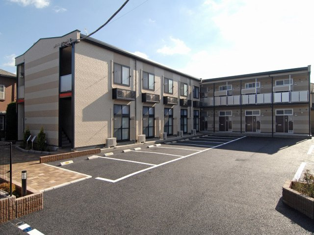 レオパレスアポロの外観|物件の外観です