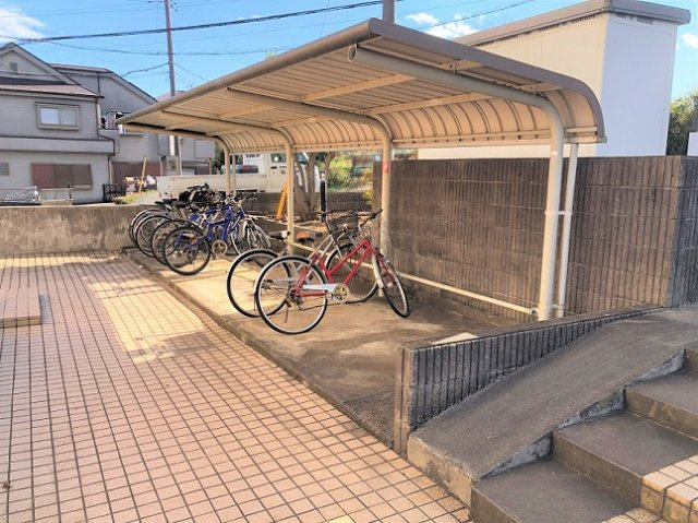 レオパレスエスペランサＢのその他|駐輪場