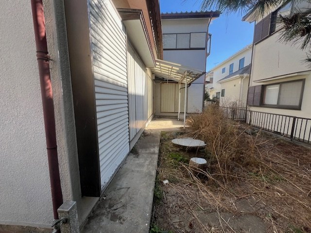 茅ヶ崎市萩園　建築条件無し　売地のその他|建物裏側お庭付き♪