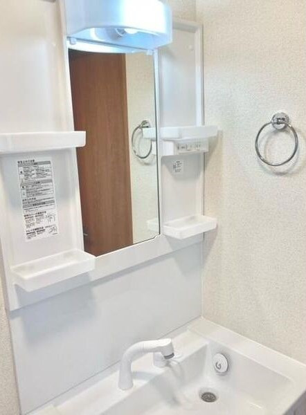 表山１丁目戸建の洗面所