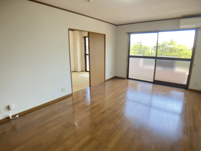 【居間・リビング】 | エメロード