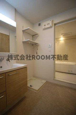 ロータス都城　３棟の洗面所|広い洗面スペース