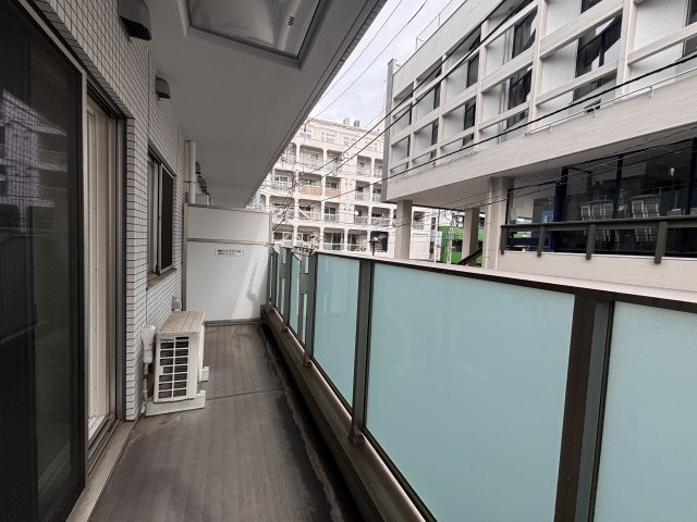 アークシティ松戸のバルコニー