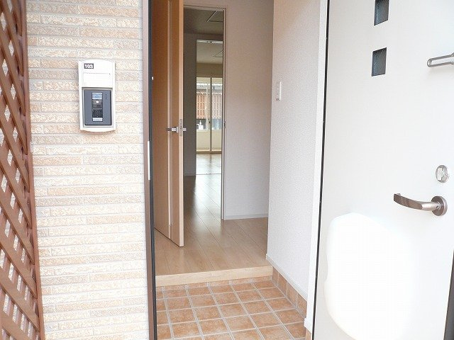 フェリース・なごみ　Ⅲの玄関