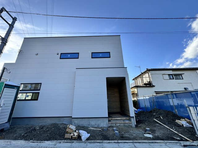 平塚市出縄　デザイナーズハウス