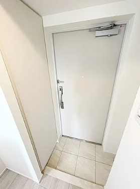 【玄関】 | ディアレイシャス田園調布南