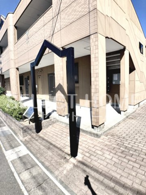 【エントランス】 | ガーデンハーツ | 毎日通るエントランスはこのようになっています