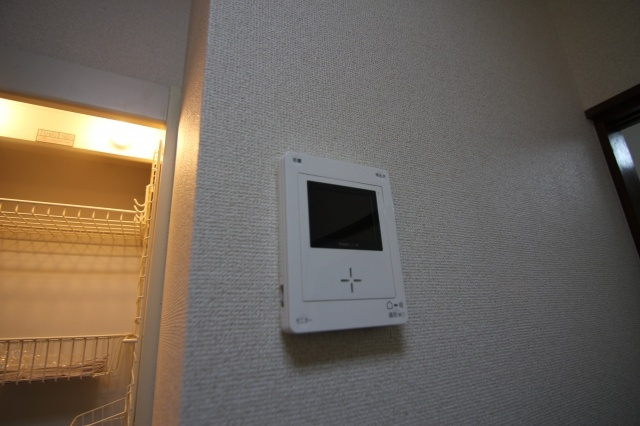 グリーンコーポ井田のセキュリティ|別部屋参考写真です