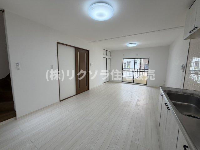 中町　中古一戸建てのダイニング|LDK16.0帖
■物件内覧・資金計画相談・住宅ローン相談、リフォーム相談、お問合せ受付中■
※当日・翌日のご内覧、ご相談はお電話でのお問合せがスムーズです！