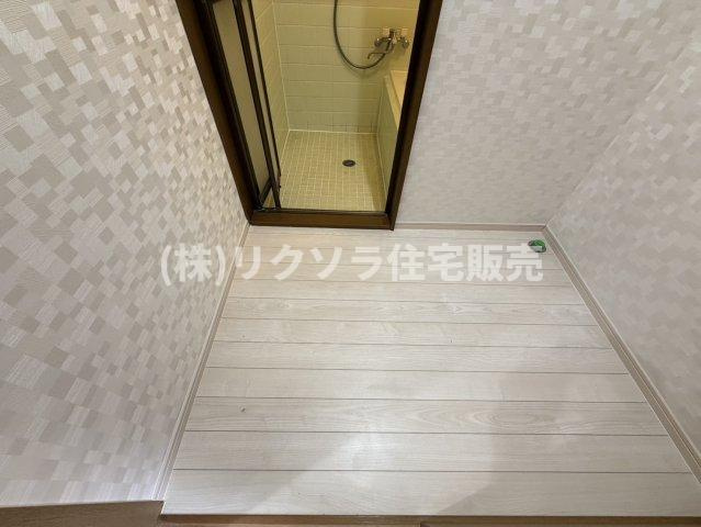 中町　中古一戸建ての脱衣所|■物件内覧・資金計画相談・住宅ローン相談、リフォーム相談、お問合せ受付中■
※当日・翌日のご内覧、ご相談はお電話でのお問合せがスムーズです！
