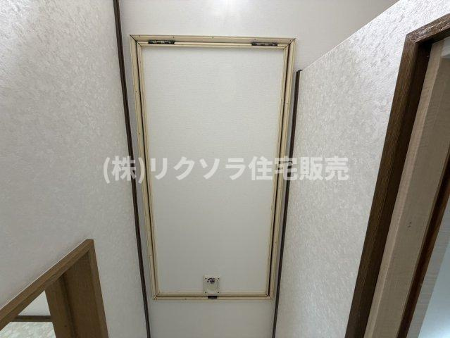中町　中古一戸建ての収納|屋根裏収納
■物件内覧・資金計画相談・住宅ローン相談、リフォーム相談、お問合せ受付中■
※当日・翌日のご内覧、ご相談はお電話でのお問合せがスムーズです！