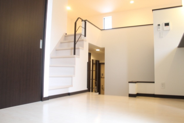 【居間・リビング】 | 仲介手数料半額！HPに初期費用掲載！「プライスホーム」で検索！CB香椎フォレ